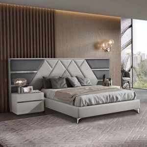 Cama Estofada Yani c/ Estrado Incl e Pés + Colchão Opc