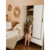 Roupeiro SOFIE com 3 portas de bater e 1 gaveta (117x180x50)