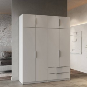 Roupeiro 8 Portas de Bater + 2 Gavetas Ghost Roupeiro 8 Portas de Bater + 2 Gavetas Ghost